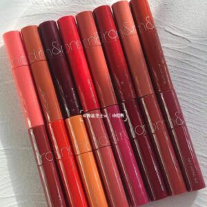 BST Juicy Lasting Tint đa dạng màu son từ nude nhẹ nhàng đến đỏ rực rỡ