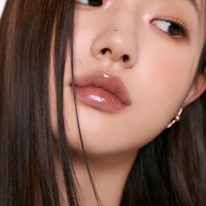 Son Romand Glasting Color Gloss – Đưa phong cách bạn đi đầu xu thế